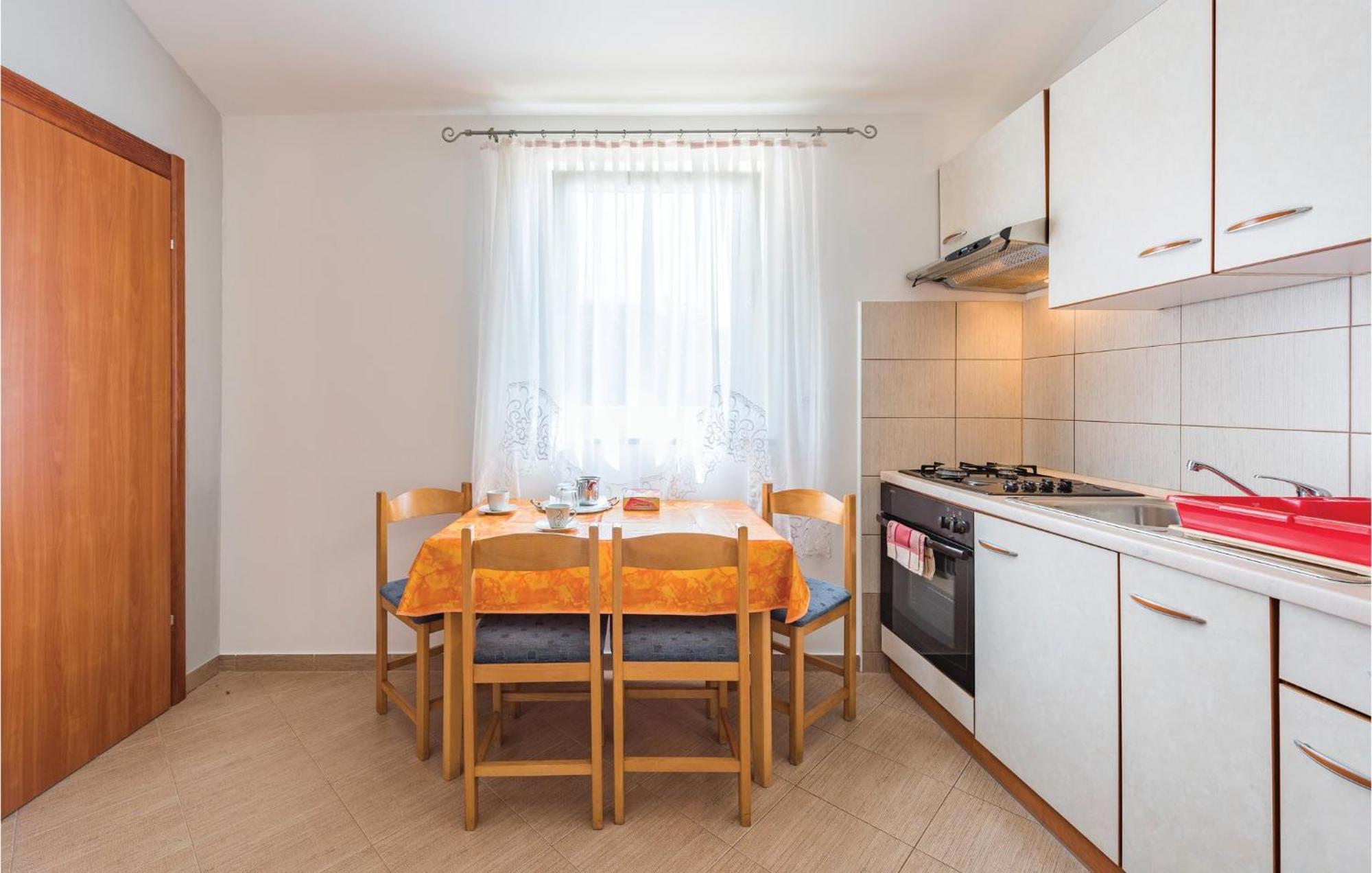 Awesome Home In Zminj With Wifi 外观 照片